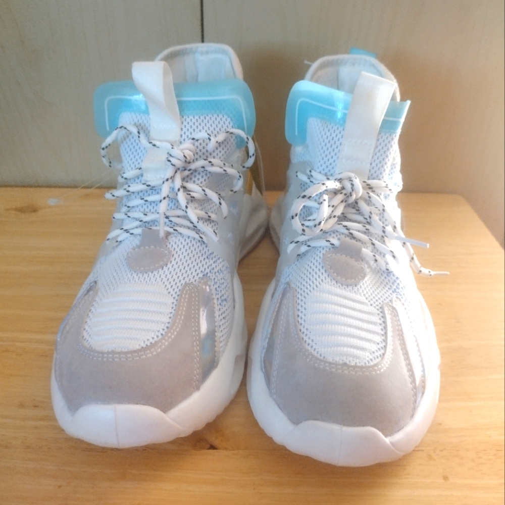 Ecko Unltd. Premium Men’s Sneakers – Size 8.5 – White / Blue / Yellow